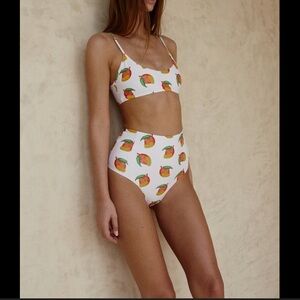 Verdelimo White and Orange Mango Print Bikini NWT, size s set